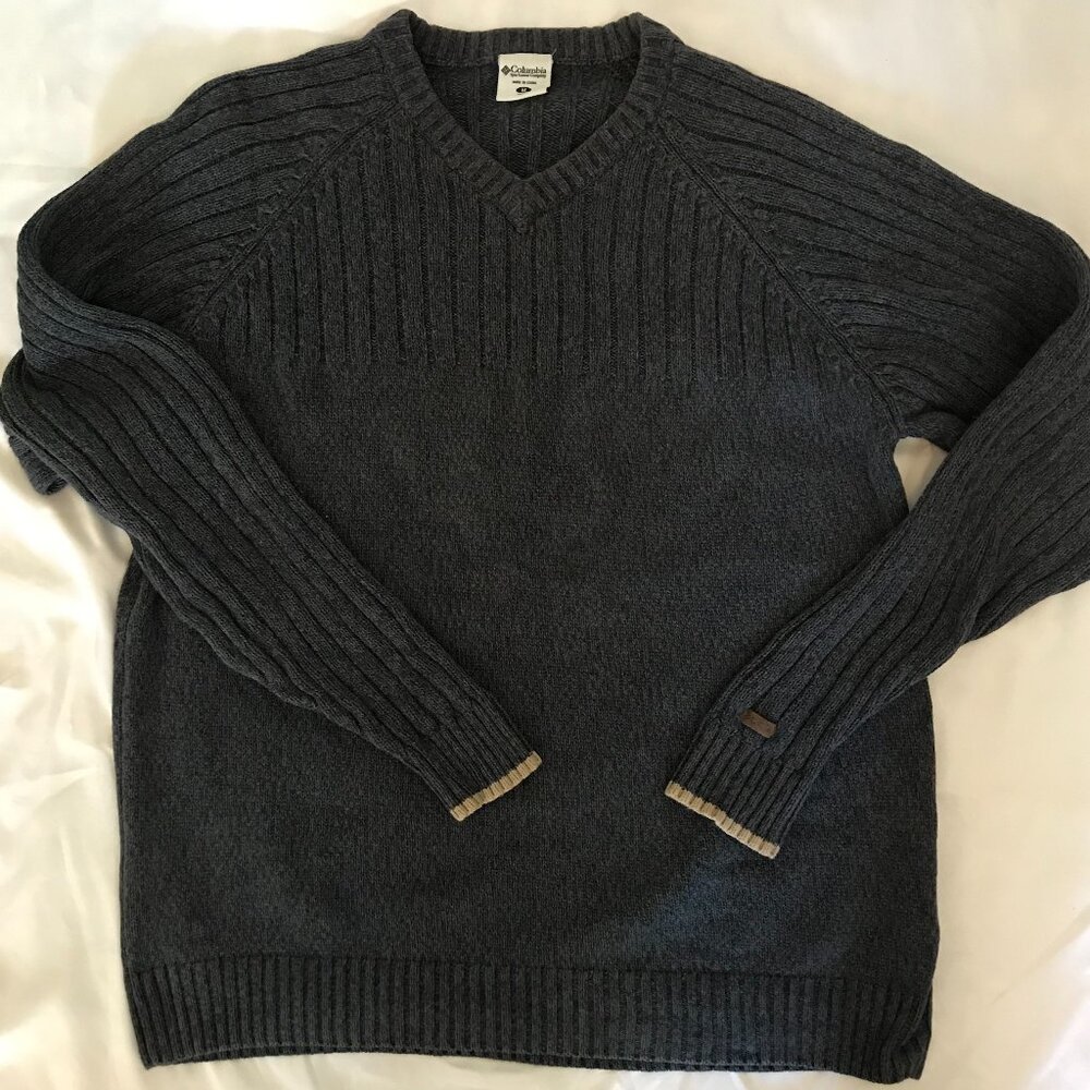 Columbia Men's Heavy Duty Knit V neck Sweater Fall Gray cable knit Size Medium - Picture 7 of 16